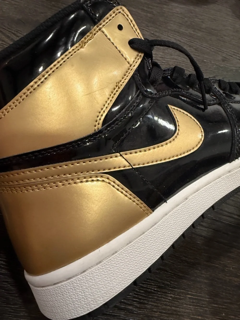 Air Jordan 1 Retro OG NRG High Gold Toe Black White Patent Men’s size 10.5